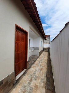 Casa com 2 Quartos e 1 banheiro à Venda, 78 m² por R$ 249.000