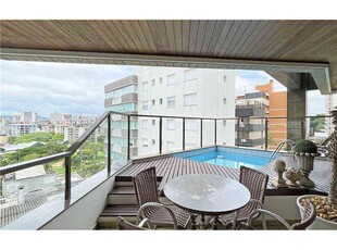 Apartamento com 3 quartos à venda no bairro Bela Vista, 210m²