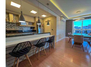 Apartamento com 3 quartos à venda no bairro Panazzolo, 126m²