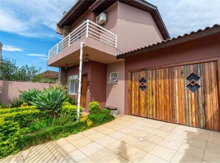 Casa com 2 quartos à venda no bairro Estância Velha, 148m²