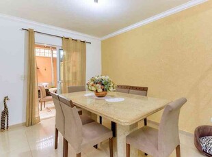 Casa com 3 quartos à venda no bairro Boa Vista, 125m²