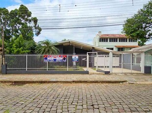 Casa com 3 quartos à venda no bairro Vila Rodrigues, 206m²