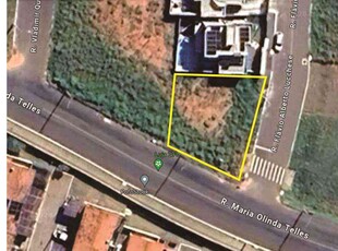 Lote à venda no bairro Canudos, 423m²