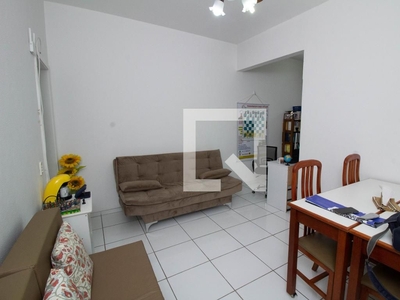 APARTAMENTO no 3º andar com 1 dormitório