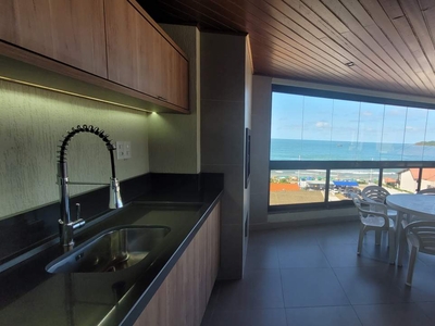 Apto 4 dormitórios com vista para praia em Bombas Bombinhas SC - Ref.: B058