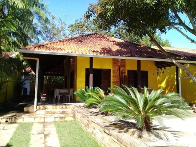 Casa com piscina confortável