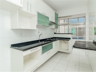 Apartamento em Praia de Belas, Porto Alegre/RS de 65m² 2 quartos à venda por R$ 288.000,00
