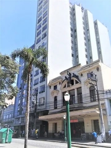 Apartamentos com 4 Dormitório(s) no Bairro CENTRO