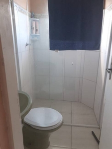 Casa com 5 Quartos e 5 banheiros à Venda, 240 m² por R$ 230.000