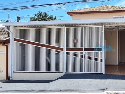 Casa em Jardim Satélite, São José dos Campos/SP de 220m² 3 quartos à venda por R$ 679.000,00