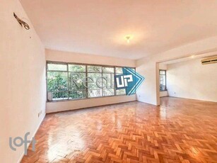 Apartamento à venda em Copacabana com 225 m², 4 quartos, 1 suíte, 1 vaga