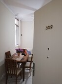 Apartamento à venda em Laranjeiras com 60 m², 2 quartos, 1 suíte