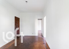 Apartamento à venda em Grajaú com 67 m², 2 quartos
