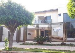 Casa Térrea com 3 Quartos à Venda por R$ 1.200.000