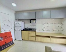 Lindo flat para locação e com uma excelente localização na Av Santo Amaro. Consulte-nos