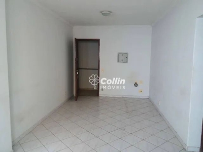 Apartamento com 2 dormitórios para alugar, 82 m² por R$ 1.188,01/mês - Centro - Uberaba/MG