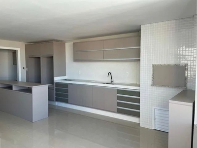 Apartamento para aluguel com 3 quartos , com vista mar no centro de Balneario Camboriu