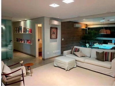 Apartamento para venda possui 154 metros quadrados com 3 quartos em Jardim Goiás - Goiânia