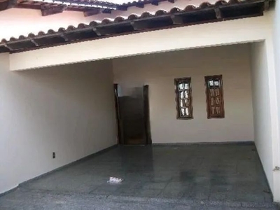 Casa para aluguel com 253 m2 com 04 quartos em Brasil - Uberlândia - MG
