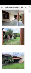 Casa para aluguel e venda tem 400 metros quadrados com 6 quartos em Alto do Calhau - São L