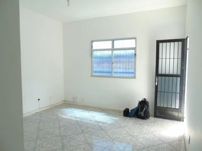 Casa para aluguel possui 84 metros quadrados com 1 quarto