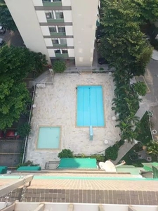 Cobertura duplex com piscina em condomínio top praça do Patriarca.