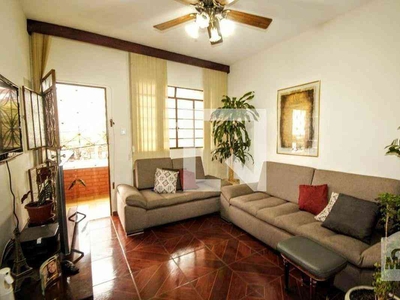Casa com 5 quartos à venda no bairro Nova Granada, 305m²