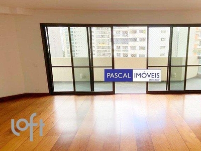 Apartamento à venda em Campo Belo com 240 m², 4 quartos, 3 suítes, 4 vagas