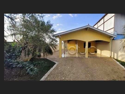 Casa com 3 dormitórios para alugar, 210 m² por R$ 3.661,41/mês - Gleba Califórnia - Piraci