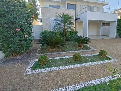 Casa de Condomínio para venda e aluguel em Parque Brasil 500 de 300.00m² com 4 Quartos, 4