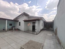 Casa à venda no bairro Jardim Esperança em Patos de Minas