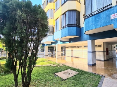 Apartamento à venda com 3 quartos no Lúcio Costa, Guará