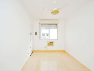 Apartamento com 1 quarto para alugar na rua marcílio dias, 524, menino deus, porto alegre, 45 m2 por r$ 1.600