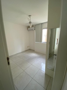 Apartamento - Lauro de Freitas, BA no bairro Buraquinho