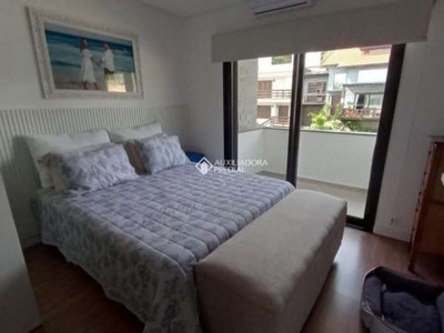 Casa com 3 quartos à venda na vitor carlos nauck, 163, centro, garopaba, 120 m2 por r$ 1.596.000