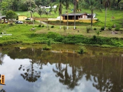 Sitio à venda com 02 lagos nascentes casa piscina ao lado da cidade de - juquitiba/sp