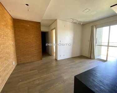 Apartamento impecável com linda vista, 2 dormitórios e suíte semimobiliado! Ref.:1086