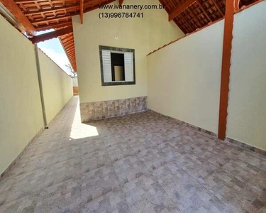 Casa novinha, pronta para morar, 2 quartos, 50 metros do mar - Agenor de Campos-Mongaguá