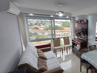 Apartamento 2 dorms à venda Rua Bezerra de Menezes, Passo da Areia - Porto Alegre