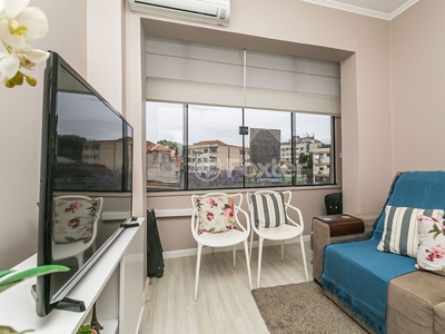 Apartamento 2 dorms à venda Rua Vicente da Fontoura, Santana - Porto Alegre