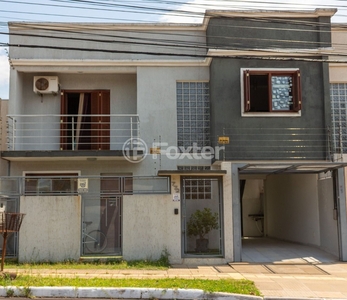 Casa 3 dorms à venda Rua Adão da Silva Santos, São José - Canoas