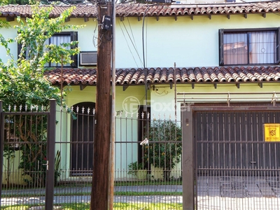 Casa 3 dorms à venda Rua Ari Barroso, Sarandi - Porto Alegre