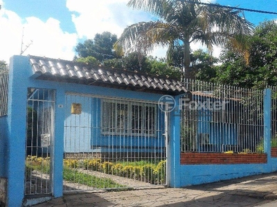 Casa 3 dorms à venda Rua Atílio Supertti, Vila Nova - Porto Alegre