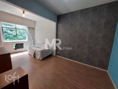 Apartamento à venda em Laranjeiras com 50 m², 1 quarto