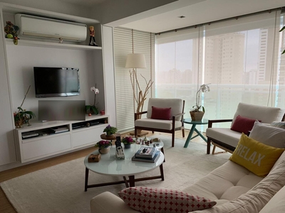 Apartamento à venda em Campo Belo com 58 m², 1 quarto, 1 suíte, 1 vaga