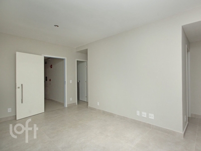 Apartamento à venda em Barro Preto com 66 m², 2 quartos, 2 suítes, 2 vagas