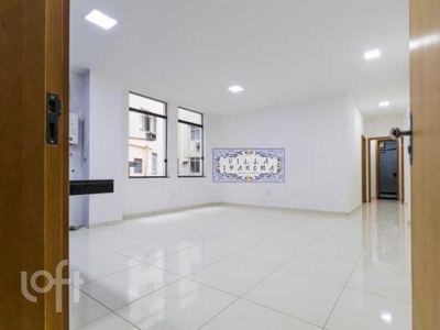 Apartamento à venda em Barra da Tijuca com 75 m², 2 quartos