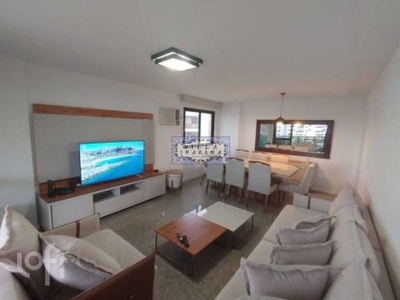 Apartamento à venda em Barra da Tijuca com 130 m², 3 quartos, 1 suíte