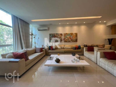 Apartamento à venda em Ipanema com 240 m², 3 quartos, 2 suítes