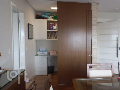 Apartamento à venda em Santo Amaro com 148 m², 3 quartos, 3 suítes, 3 vagas